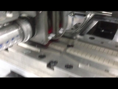 Lanzettennadel-Platzierungsmaschine