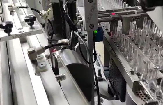 Ein guter Preis. IV-Tasche Spike-Ports und Injektions-Ports Montage-Maschine Servo + Indexantrieb, stabile Leistung, Teile können nach Kundenbedarf konfiguriert werden Online
