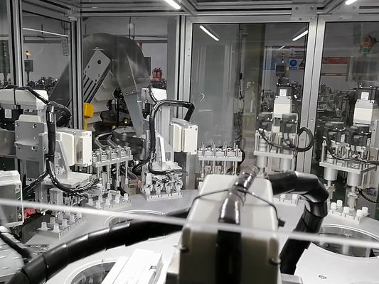 Ein guter Preis. Automatische Deckelmaschine mit hohem Wirkungsgrad Drehteller Betrieb stabiler Betrieb Online