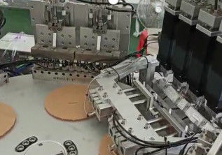 Ein guter Preis. Vollautomatische Montage von Nadelfreien Infusionsverbindungen mit Medizinproduktemontage-Maschine Online