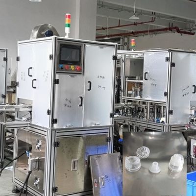 Ein guter Preis. Anpassungsfähige Montage-Maschine für die Produktion von Flip-Top-Kappen Online