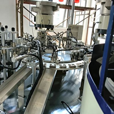 Ein guter Preis. Nicht standardisierte automatische Trigger-Blutentnahme Nadelmontage-Maschine mit gutem Montage-Prozess und hoher Technologie Online
