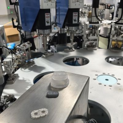 Ein guter Preis. HMI-Betrieb Infusionskappe Laminationsmaschine Plc Fernsteuerung Fehlerbehebung Online