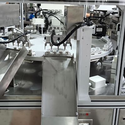 Ein guter Preis. Automatisierte Infusionsfilm-Montagemaschine zum Laminieren von Deckeln Online