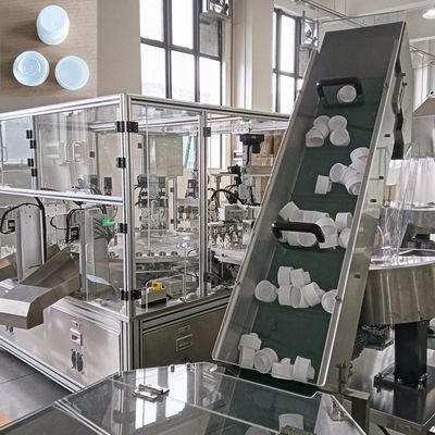 Ein guter Preis. Hohe Genauigkeit und qualifizierte Rate mit der Montage-Maschine für den täglichen Bedarf, Waschmittel-Flaschenverschluss-Automatische Verschraubungsmaschine Online