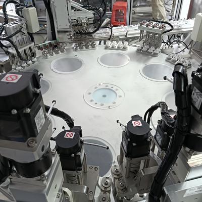 Ein guter Preis. Spezielle Drehteller Milchkappen Montage-Maschine mit Teststation Online