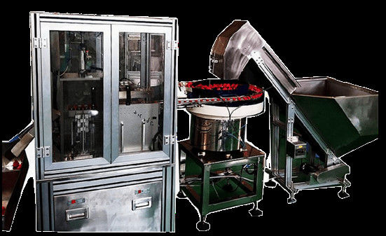 Ein guter Preis. PLC-Steuerung Cap Montage-Maschine Edelstahl Flip Top Cap Schließmaschine OEM Online