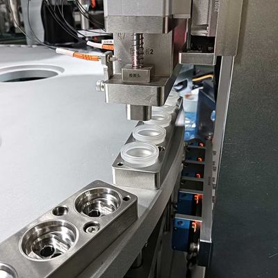 Ein guter Preis. Infusionsdeckel Automobilmontage-Maschine Metallkappendichtung Maschine ODM Online