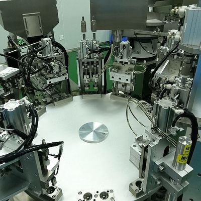 Ein guter Preis. PLC-Steuerung Auto-Capping-Maschine Edelstahl-Anpassungsanordnung Online