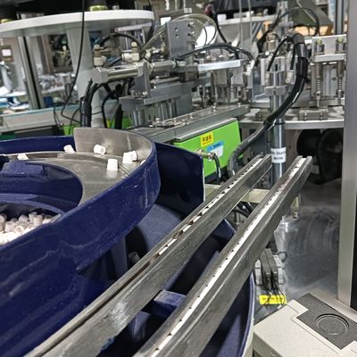 Ein guter Preis. AC380V Medizinische Produkte Montage Maschine benutzerdefinierte Kappen Montage Maschine Online