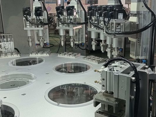 Ein guter Preis. Flip Top Cap Montage-Maschine AC380V automatisch für die Produktion von täglichen Bedürfnissen Online