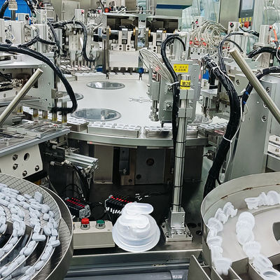 Automatische Doppelklappmaschine hohe Effizienz und stabile Produktionskapazität