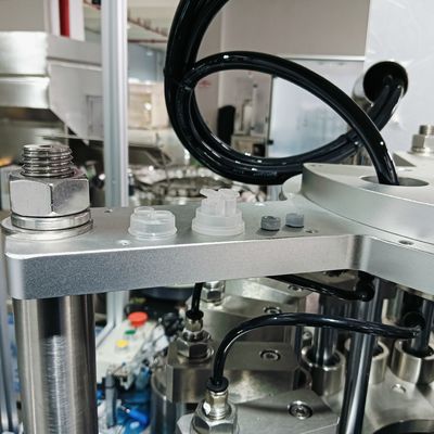 Ein guter Preis. Mechanische doppelfaltende Abdeckmaschine mit einem hochkapazienten dreiphasigen Fünfdrahtsystem Online