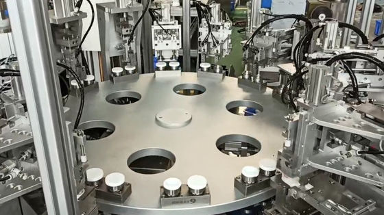 Vollautomatische Schraubmaschine für Flaschenkappen mit PLC-Steuerungssystem