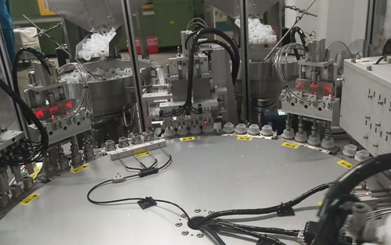 Ein guter Preis. Edelstahl-Aluminiumlegierung IV-Tasche Spike-Ports und Injektions-Ports Montage-Maschine ISO GMP-konforme Servomotor-Indexantrieb Online
