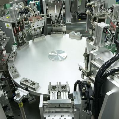 Ein guter Preis. I.V. Cap Automatische Montage-Maschine Nicht-Standard-Anpassung Kapazität Konfiguration angepasst Online