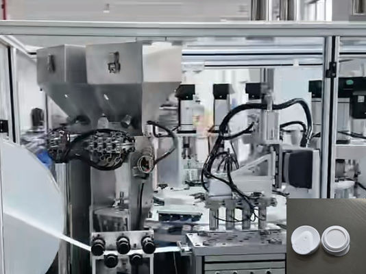 Ein guter Preis. Auslöschkappe-Füllmaschinen-Montage-Genauigkeit mit Servomotor und PLC-Steuerung Online