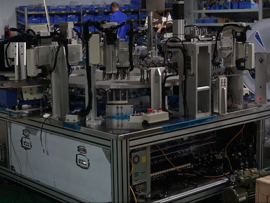 Ein guter Preis. Feuchtigkeitsdichte Kappenfüllmaschine mit PLC-Fernbedienung Stabile Leistung Online