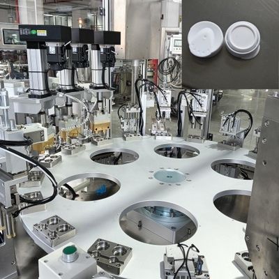 Maschine zur Montage von Trocknungsmittelkappen mit 99% Zufriedenheitsrate, PLC-Steuerung und photoelektrischen Sensorerkennung