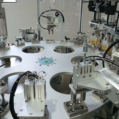 Ein guter Preis. Automatische Montage-Maschine für feuchtigkeitsdichte Abdeckung, durch PLC-Turntable gesteuert Online