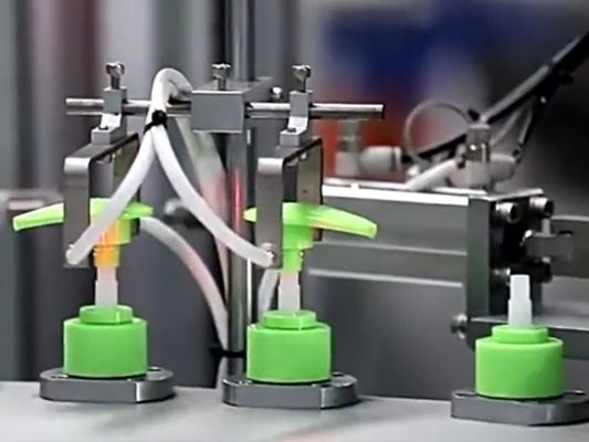 Ein guter Preis. Geräuschreduzierende Montage-Maschine für Lotionspumpen, Triggersprühgeräte und mehr 1 Satz / Person Online