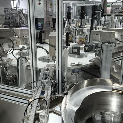 Nichtstandard Automation Index Bewegung Ultraschallschweißmaschine für Filmbedeckung Ultraschallschweißmaschine Wählen Sie ausländische Marke Hochpräzision Schweiß
