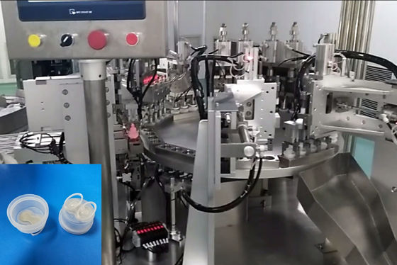 Ein guter Preis. Stromförmige IV-Infusionsmaschine für die automatische Montage von Peel-Folien-Kappen Online