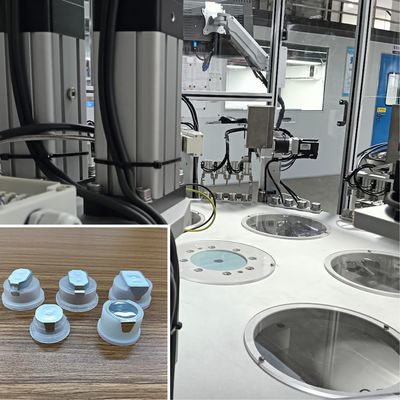 Ein guter Preis. Nicht standardisierte Automatisierung Filmdeckel Montage Maschine, kann nach Kundenanforderungen angepasst werden, PLC-Steuerung, Ferndebug. Online