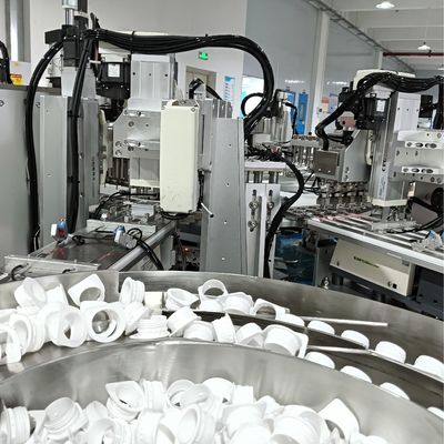 Drehtisch-Typ Nicht-Standard-Automatisierte Milchverschluss-Montagemaschine mit dickem, nicht leicht zu beschädigendem Material
