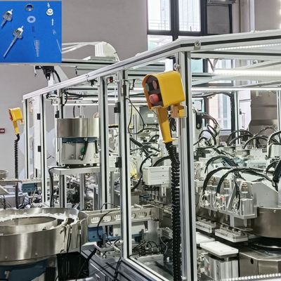 Wasserversprüher Triggerversprüher Montage-Maschine Lineare Gleitbahn-Transportsystem tägliche Bedürfnisse Montage-Maschine für eine präzise Position