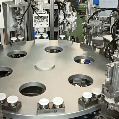 Ein guter Preis. PLC-Steuerung Automatische Kappenschraubmaschine 2500-12000 Stück/h Online