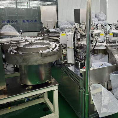 Ein guter Preis. Vollautomatische Infusionskappen-Montagemaschine mit 4000-12000 Kappen pro Stunde, Vibrationsscheibenzuführung und flacher Schweißoberfläche Online